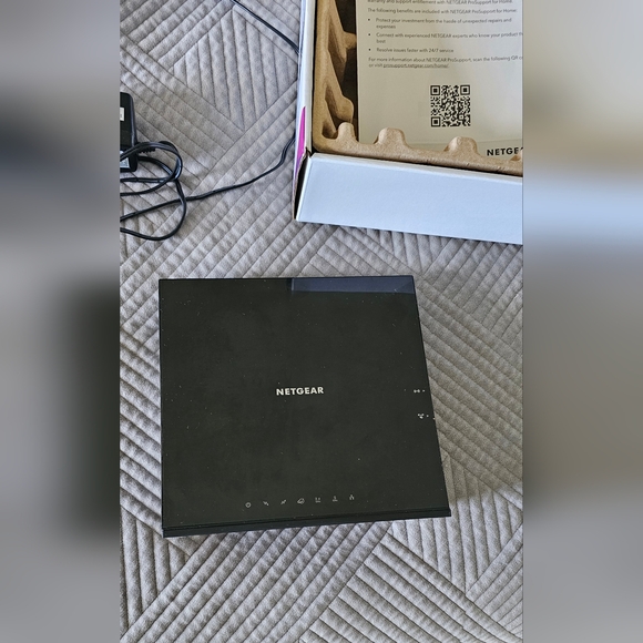 🎁 Netgear AC1600 Router - Picture 3 of 7
